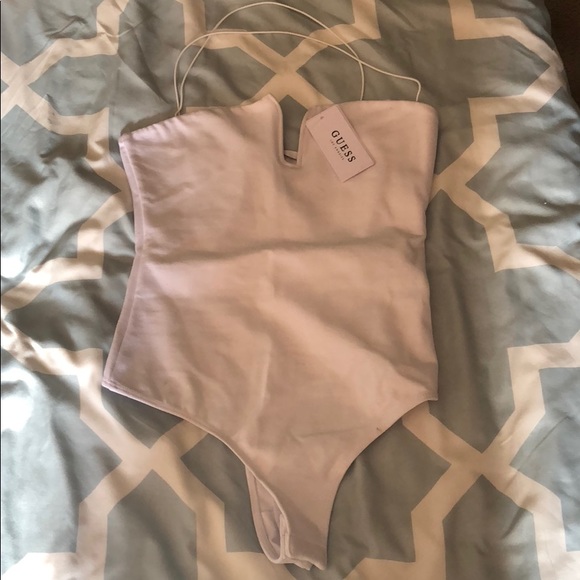Guess Tops - Guess bodysuit